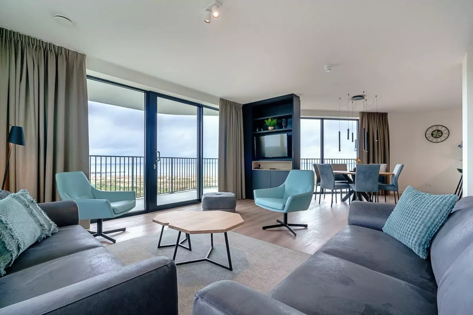 Breskens Apartments & Penthouses 7-Buitenkant zomer