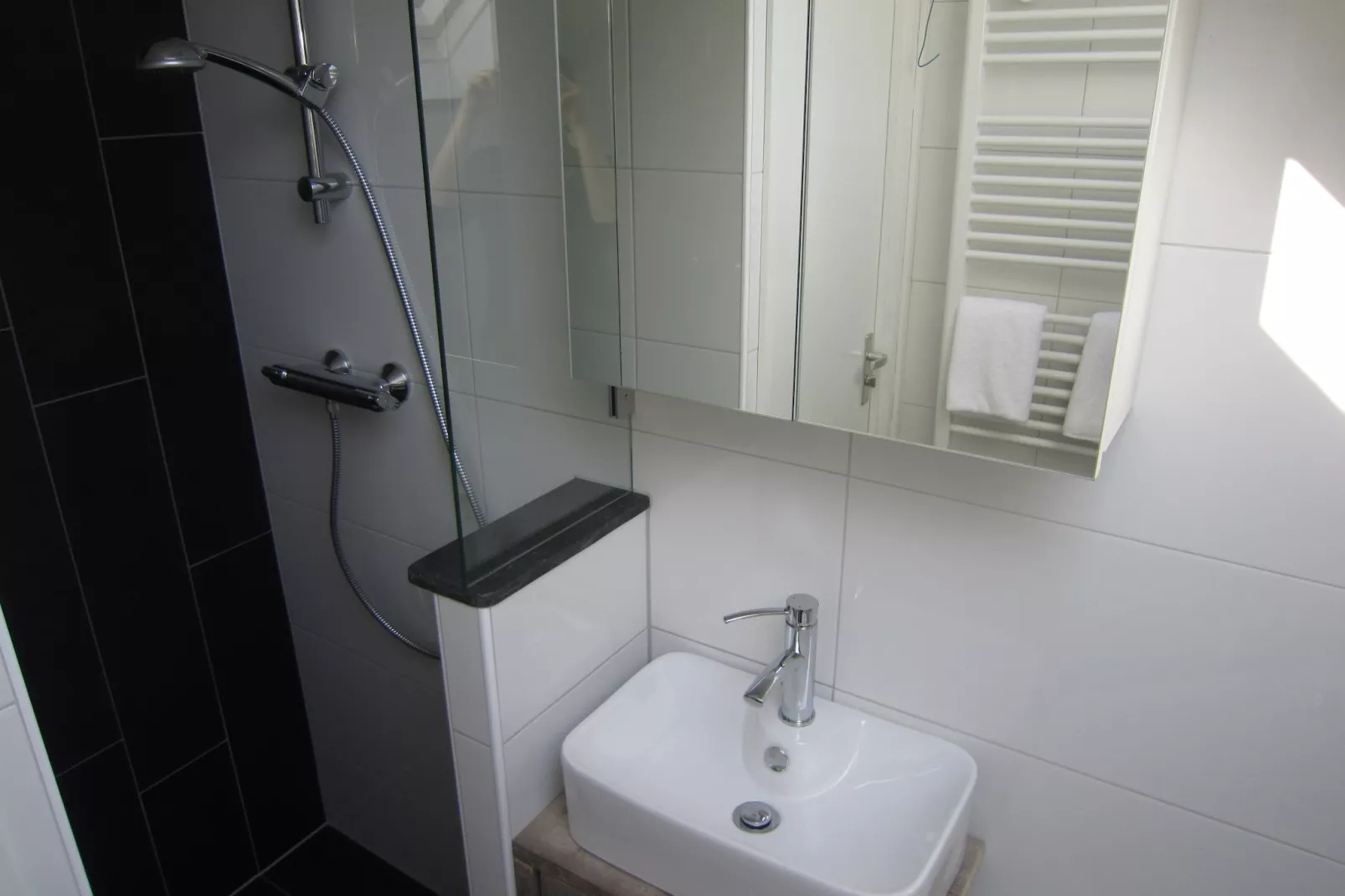 Nr 48-Badkamer