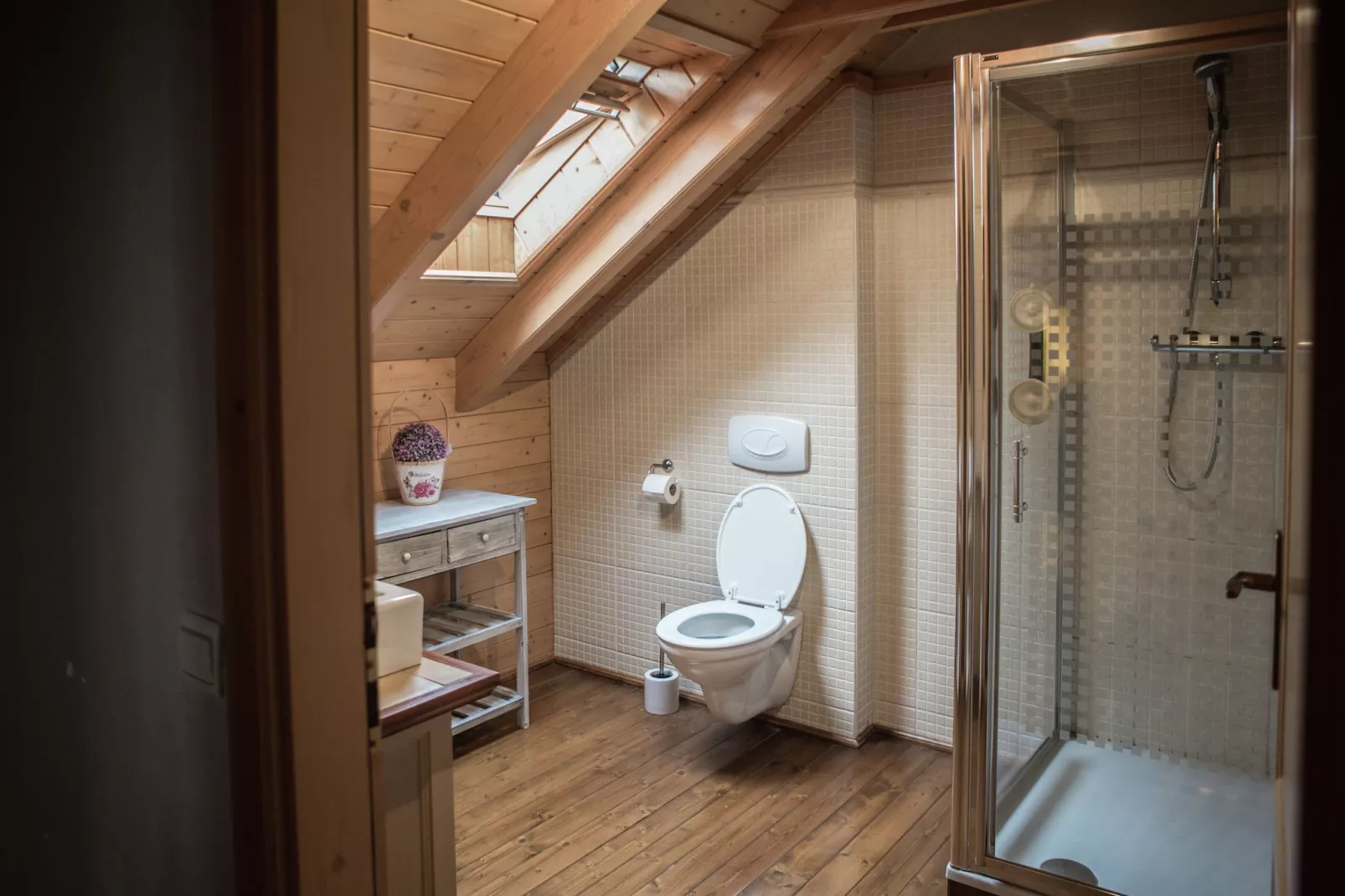 Chalet du Soleil-Badkamer