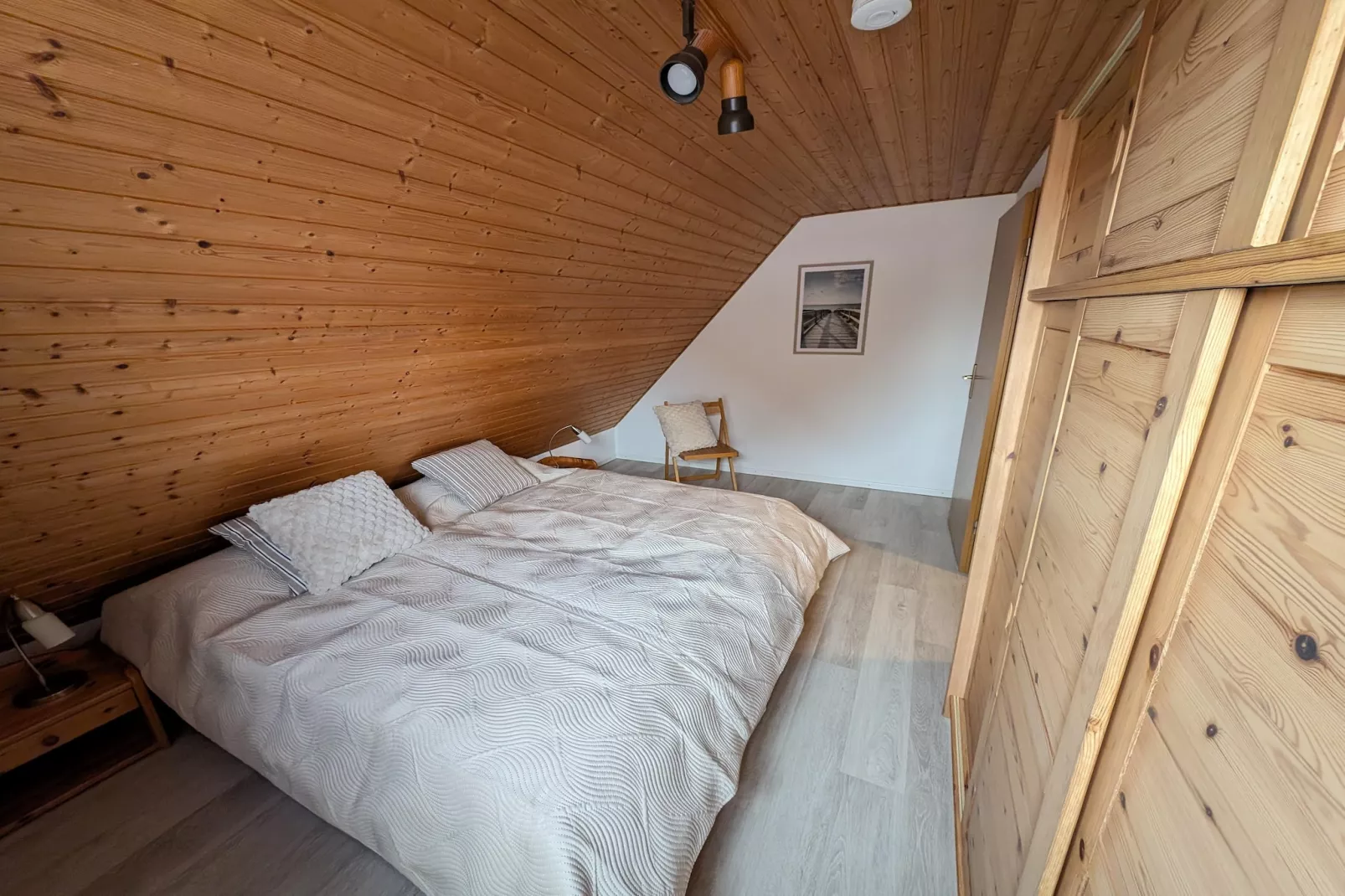 Ferienhaus Neßmersiel-Slaapkamer