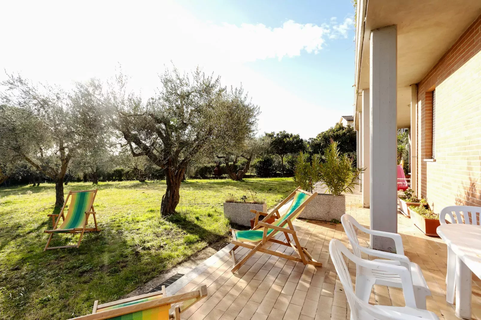 Casa Tommaso - Quadri P T - 8 pax-Terrasbalkon