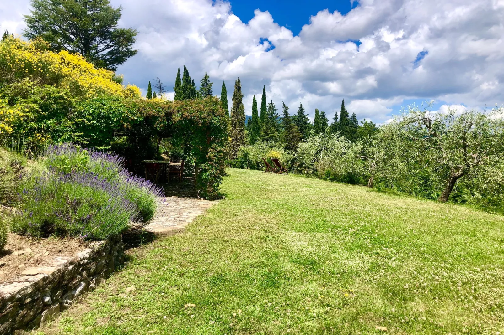 Casa Stefania-Tuinen zomer