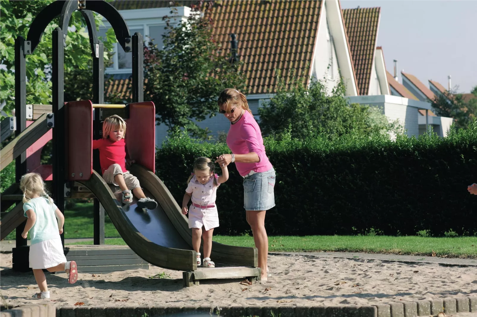 Vakantiepark Zeeland Village 2-Tuinen zomer
