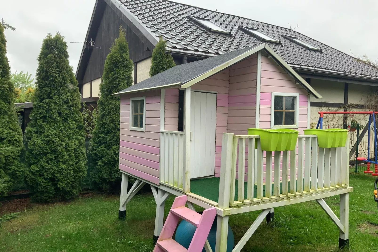 Dom wakacyjny Podamirowo-Buitenkant zomer