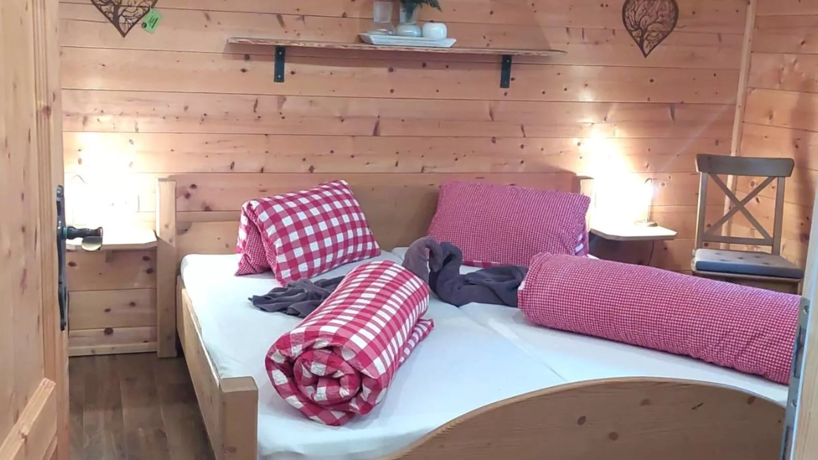 Lisa und Emely-Slaapkamer