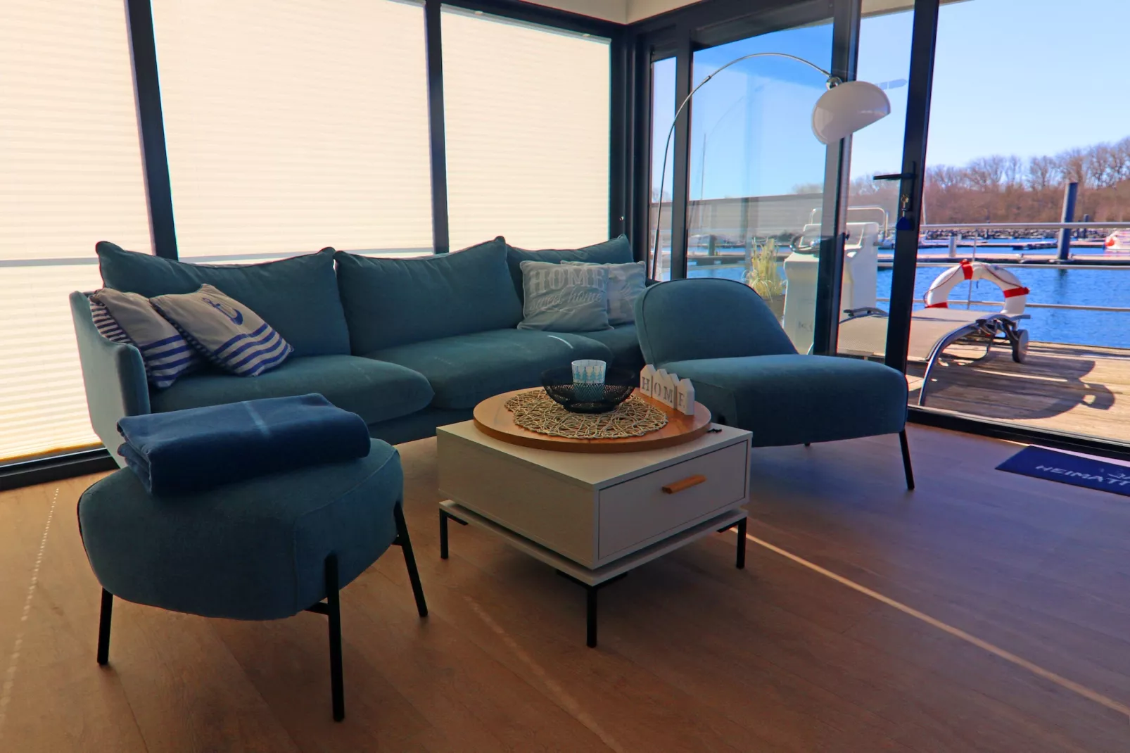 Hausboot Family & Friends LP 4 / 1-2 Personen-Woonkamer