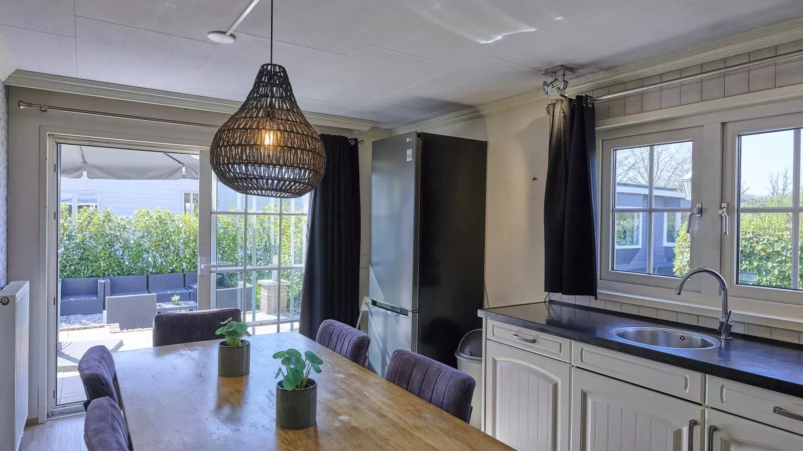 T Kaatsheuveltje 2-Eetkamer