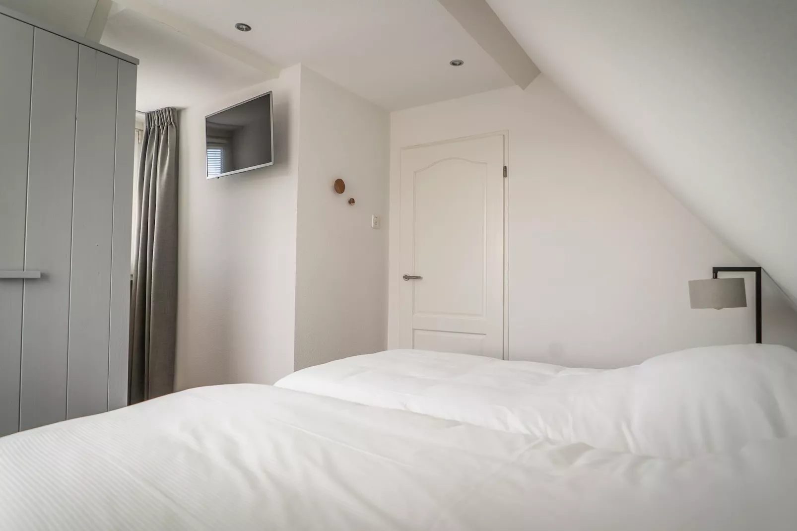 Bungalow Roggesloot A-8a-Slaapkamer
