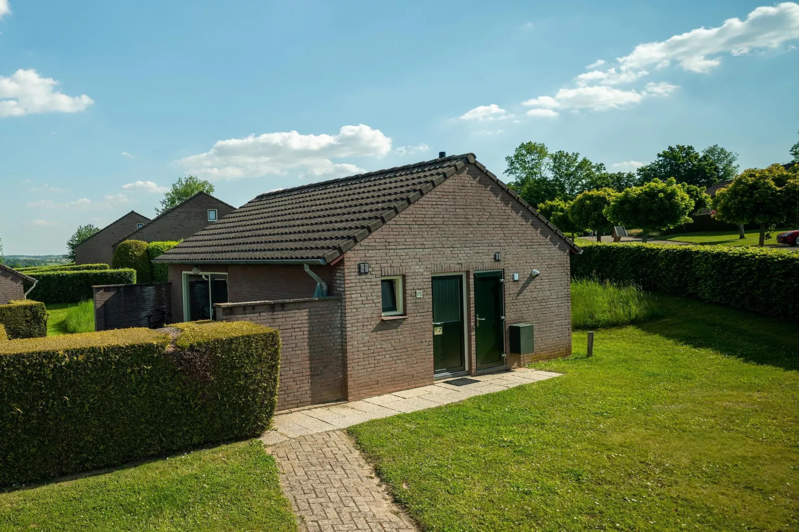 Vakantiepark Reevallis 1-Buitenkant zomer