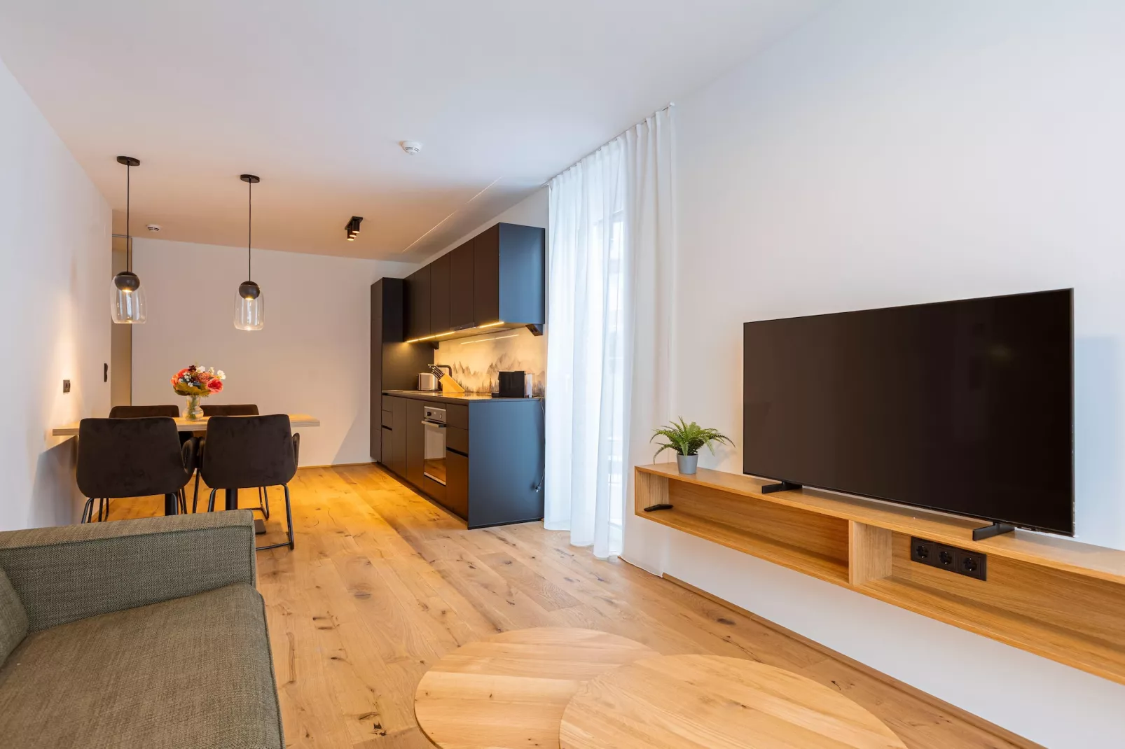 Fiss Suites 8-Woonkamer