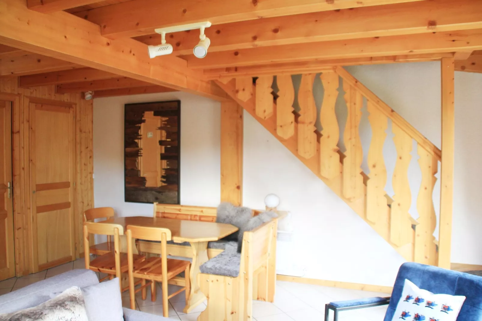 Chalet Ecureuil ECR CHARMING & NATURE 5 Pers.-Woonkamer