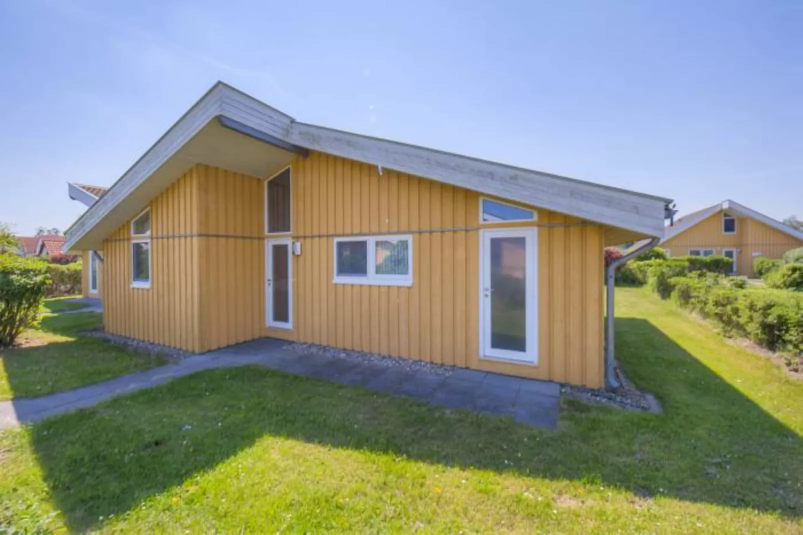 Ferienhaus Seeschwalbe-45-Buitenkant zomer