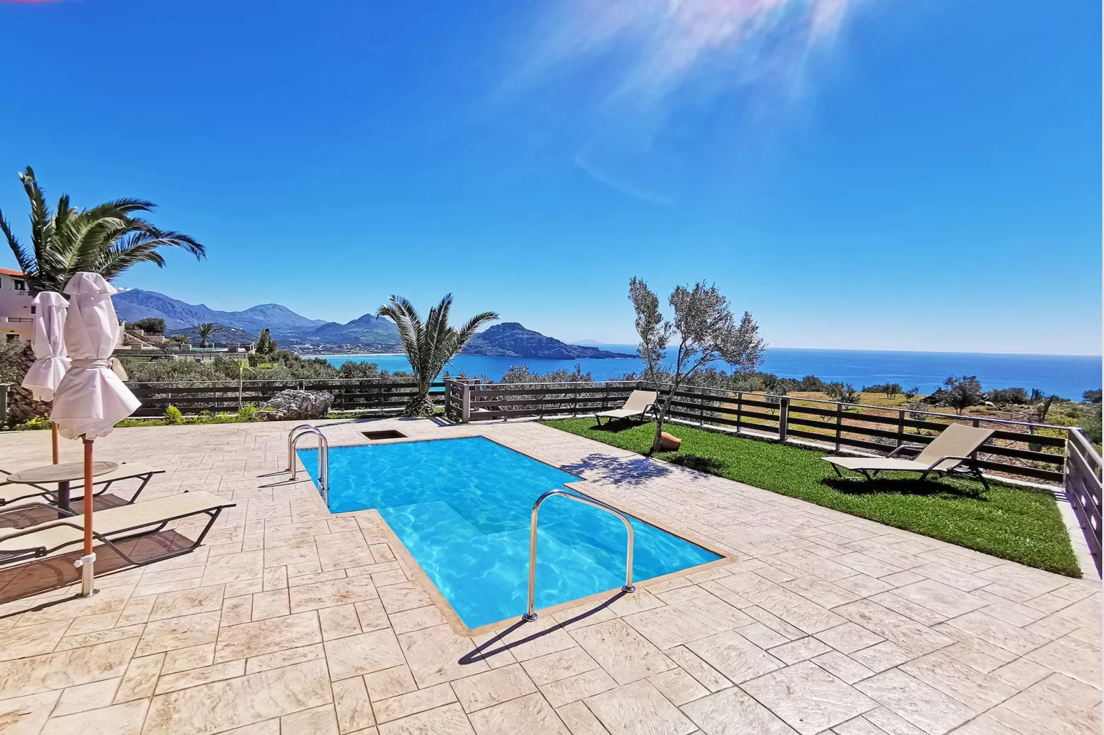 Souda Bay Cottage-Zwembad