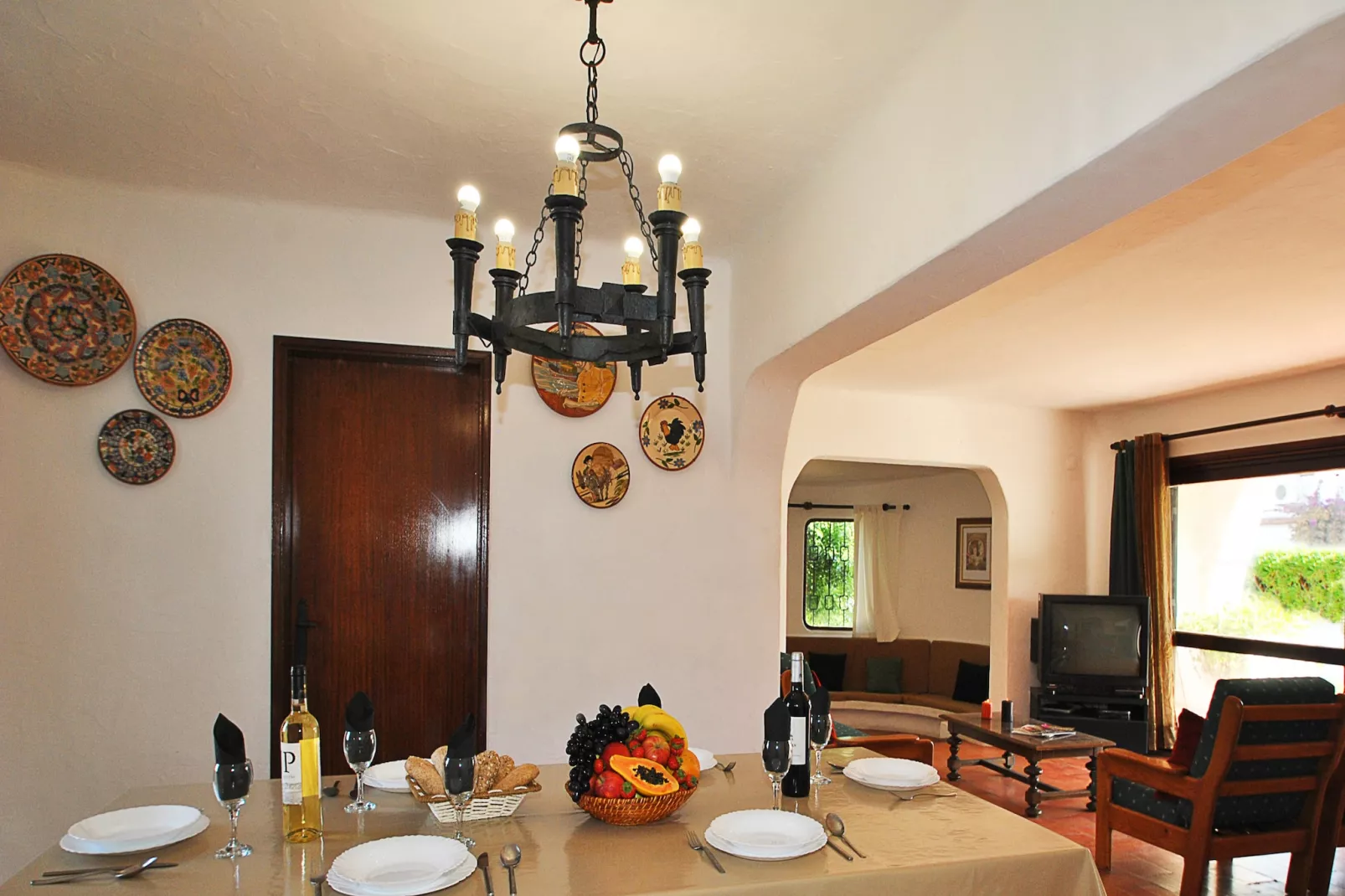 Villa Kailua-Eetkamer
