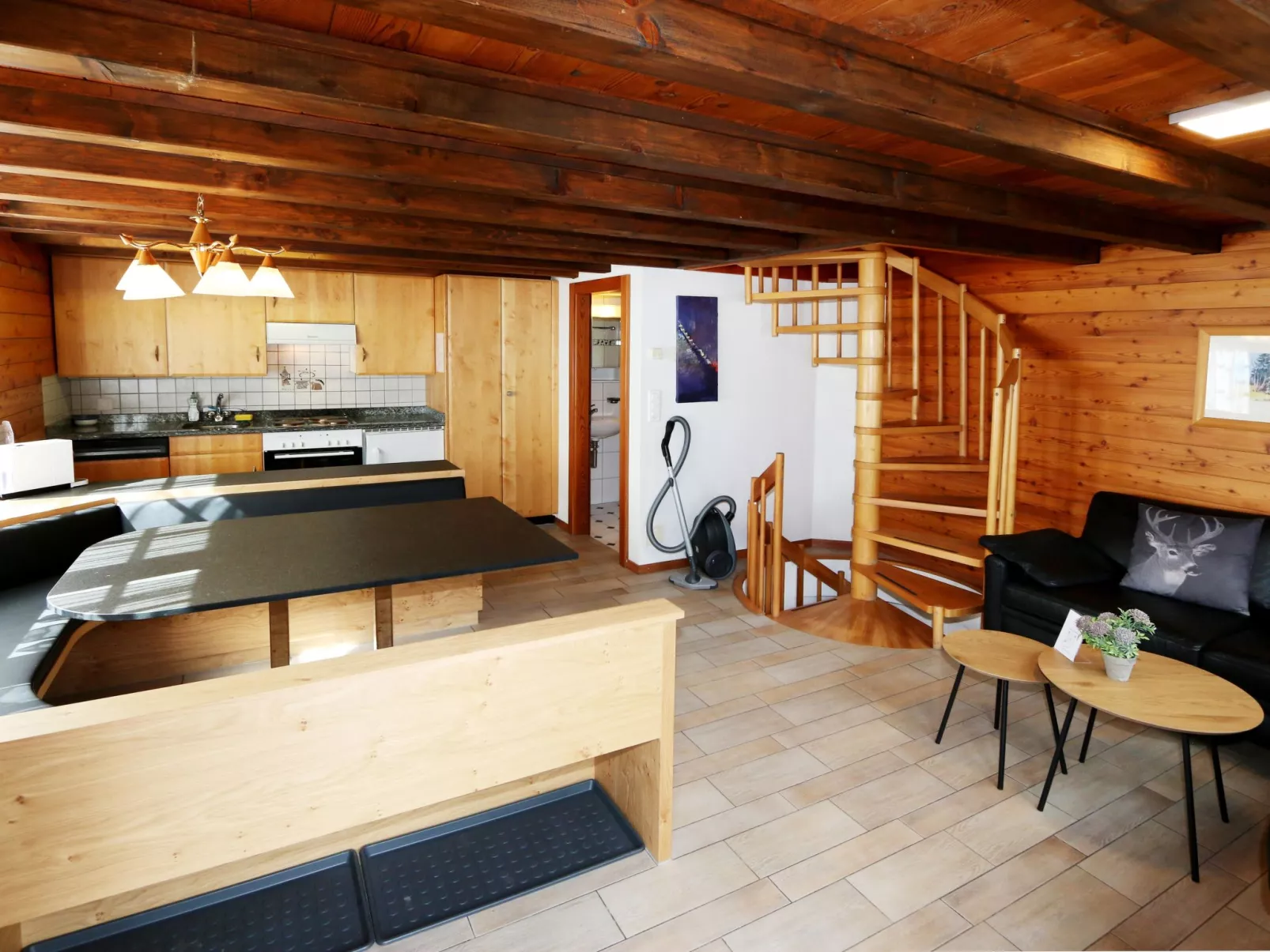 Chalet Heimeli-Binnen