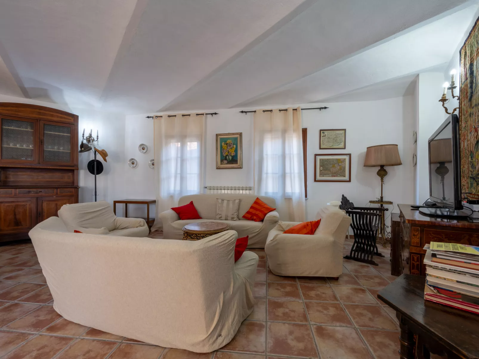 Relais San Desiderio-Binnen