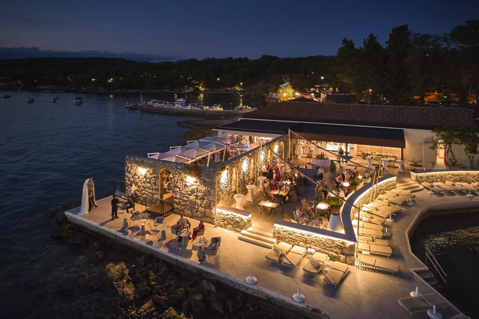 Aminess ATEA Camping Resort - Njivice - PREMIUM Holiday home 5 Pers 34m2-Buitenkant zomer