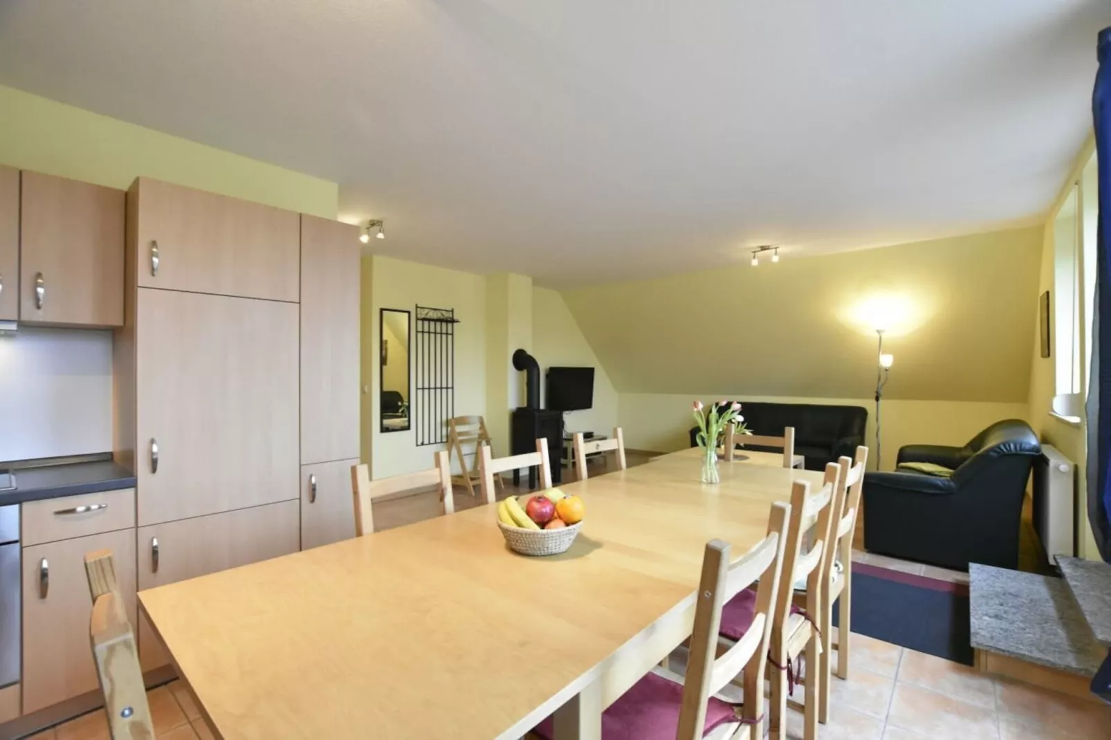 264432-Eetkamer