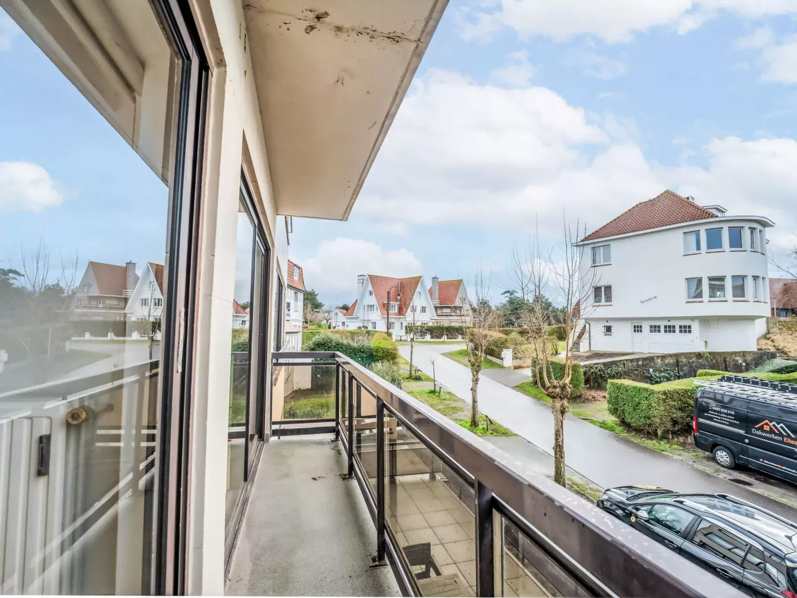 Du Coq à l’Haan bright appartment-Buiten