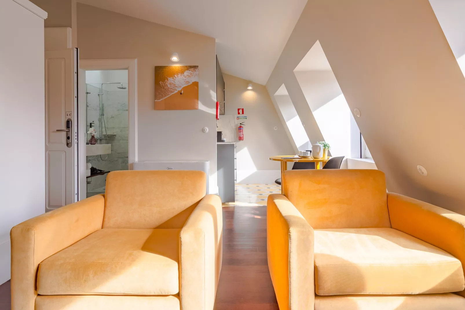 YOUROPO - Market 4C-Woonkamer
