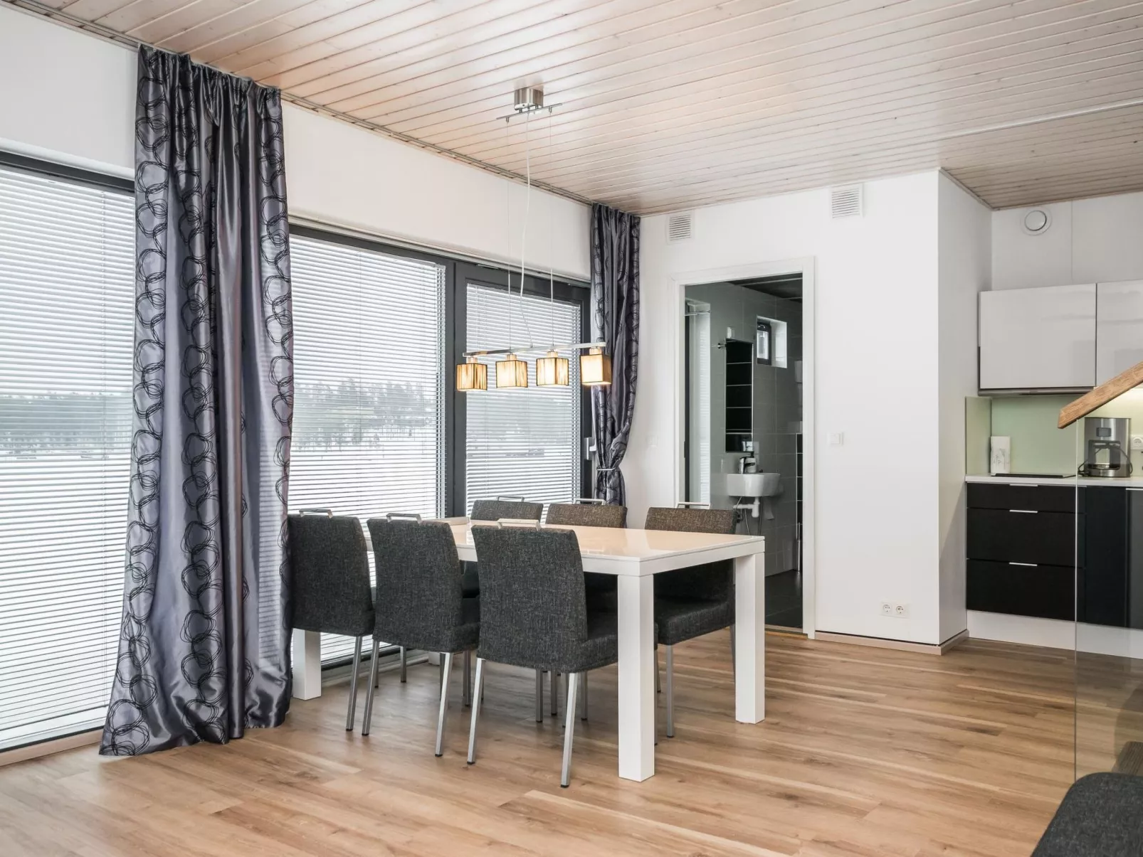 Villa rauha-Binnen