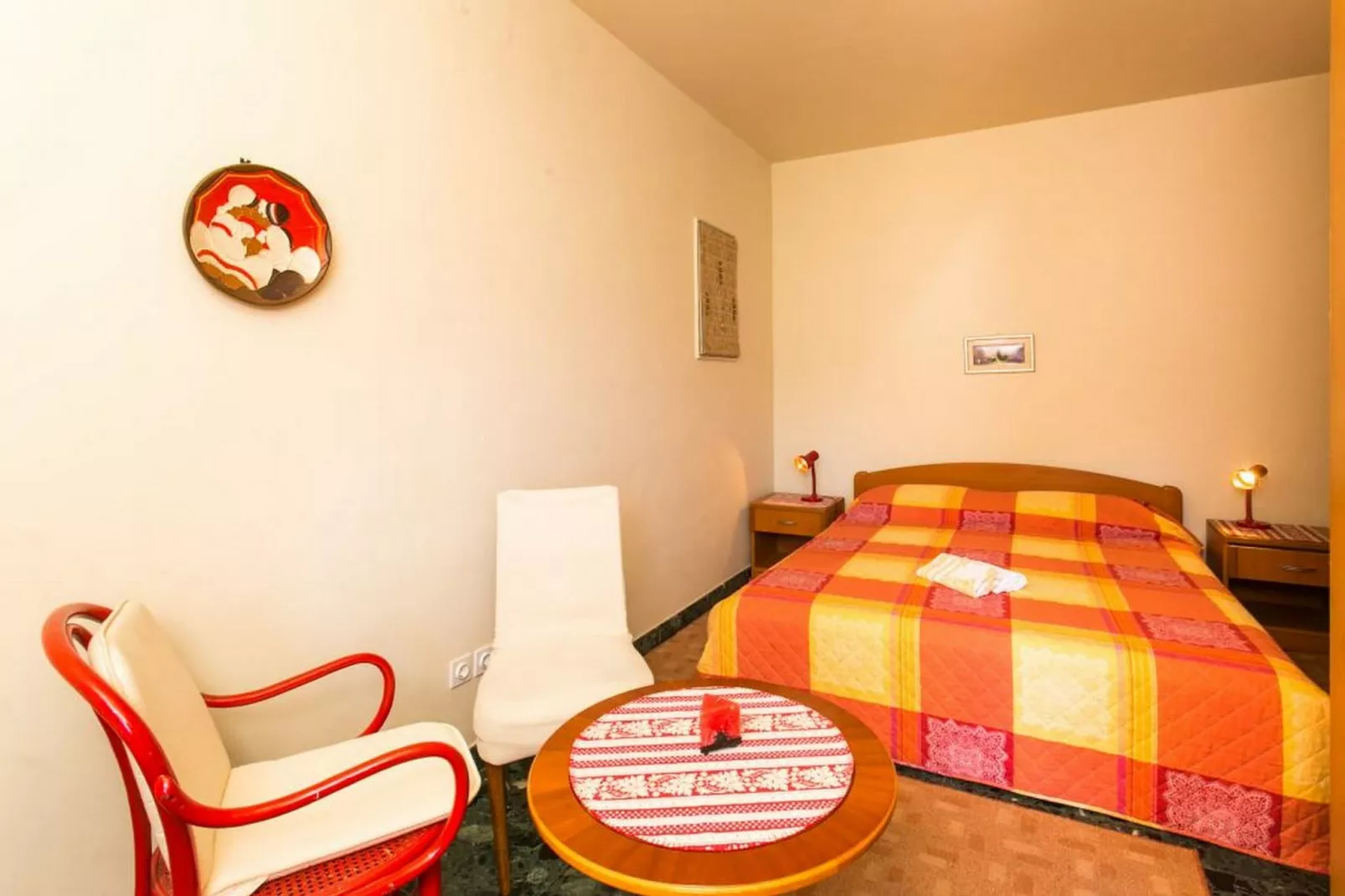 Apartments Elelu - Two-Bedroom Apartment with Terrace-Slaapkamer