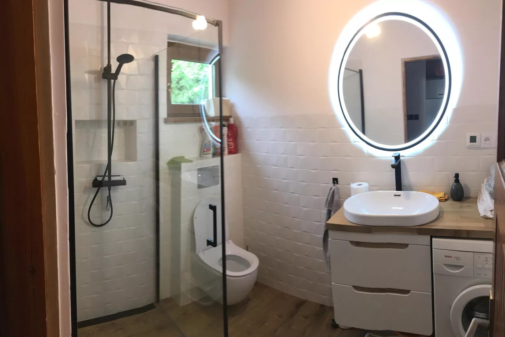 Holiday home in Lakie-Badkamer