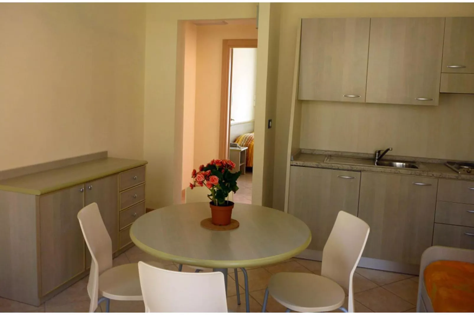 Villaggio Borgoverde TWO-ROOM APARTMENT 5 PAX - B5-Keuken
