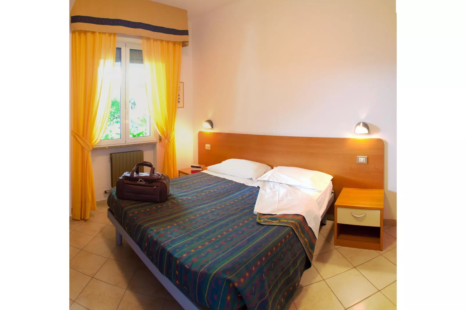RESIDENCE SANT'ANNA TWO-ROOM APARTMENT 4 PAX B4-Slaapkamer