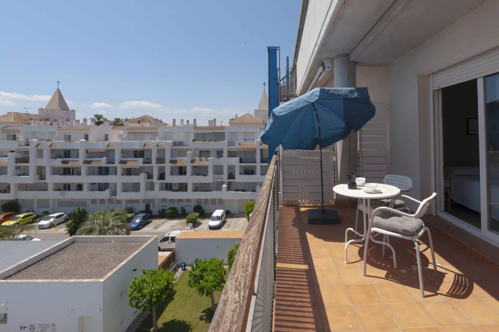 1235 BLAUMARINA con piscina