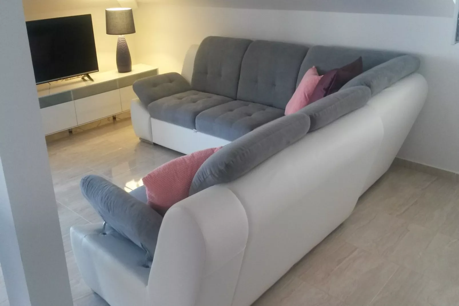 Apartments Gojevic - two bedroom apartment A1-Woonkamer