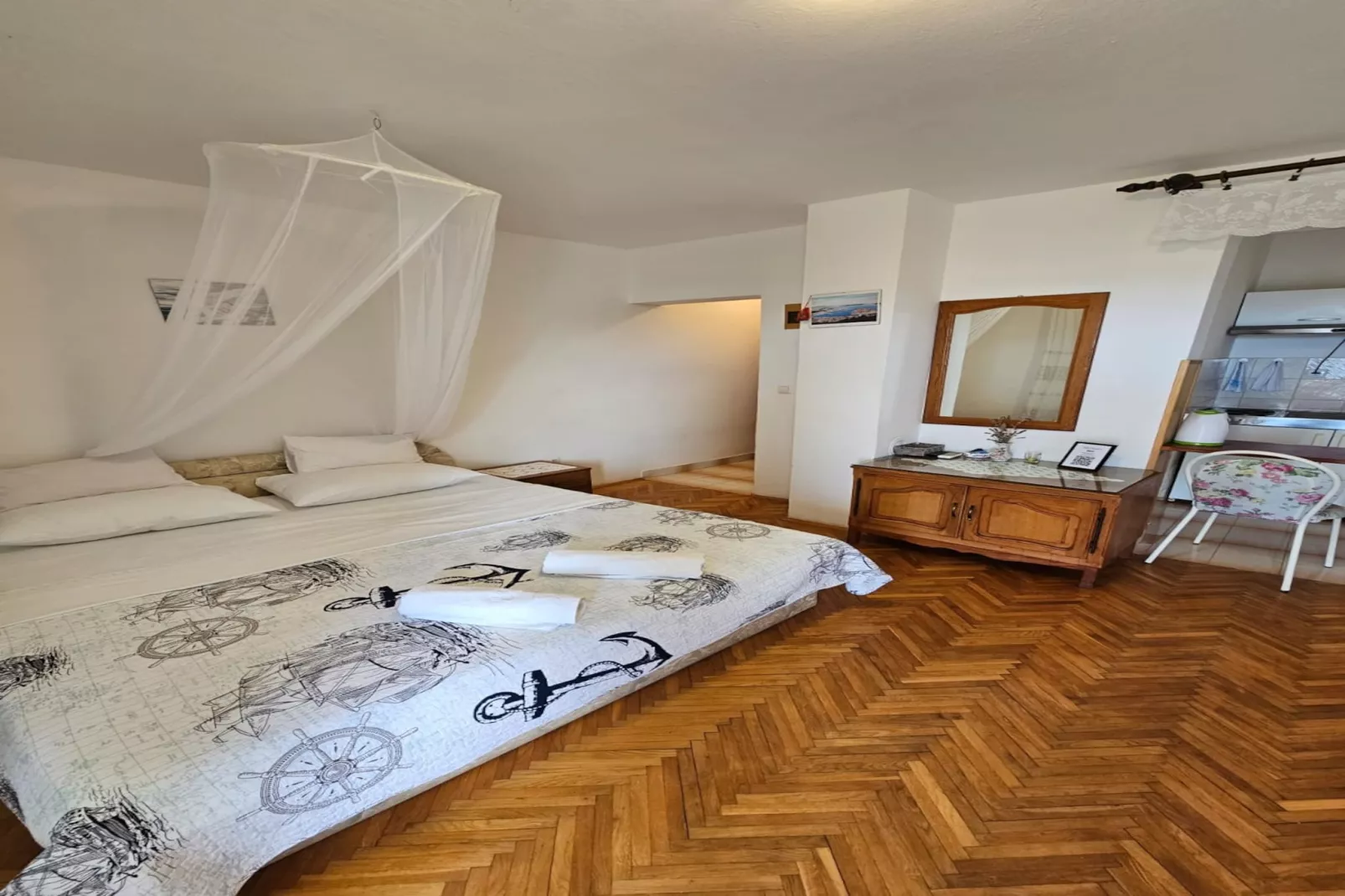 Apartments Nestor - studio apartment A2-Woonkamer