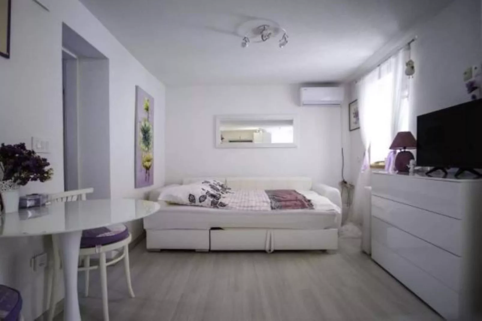 Holiday Home Lavanda-Woonkamer