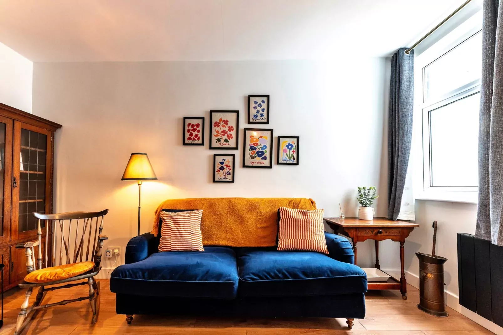 Sheila's Cottage-Woonkamer