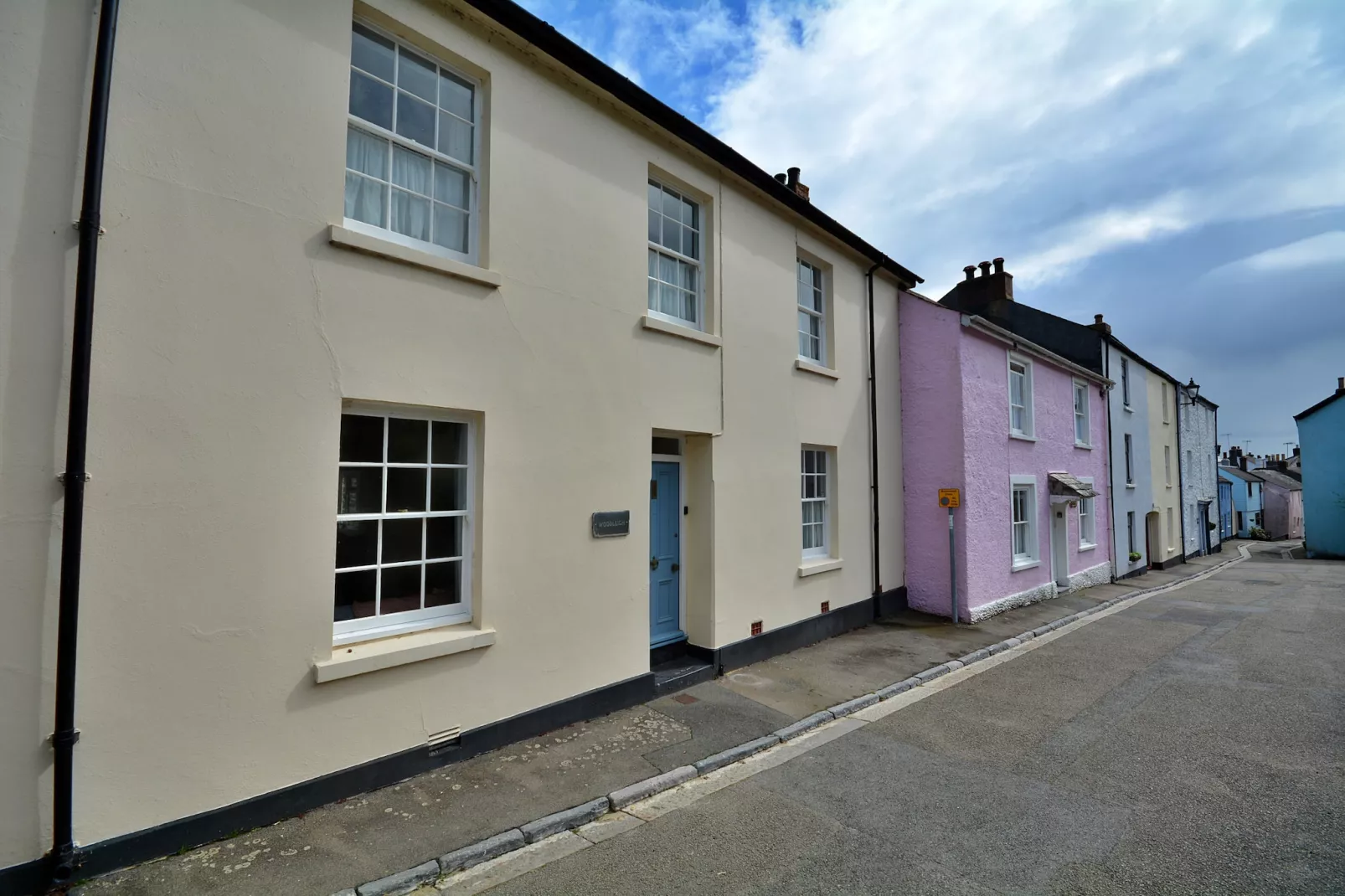 Woodleigh, Cawsand-Buitenkant zomer
