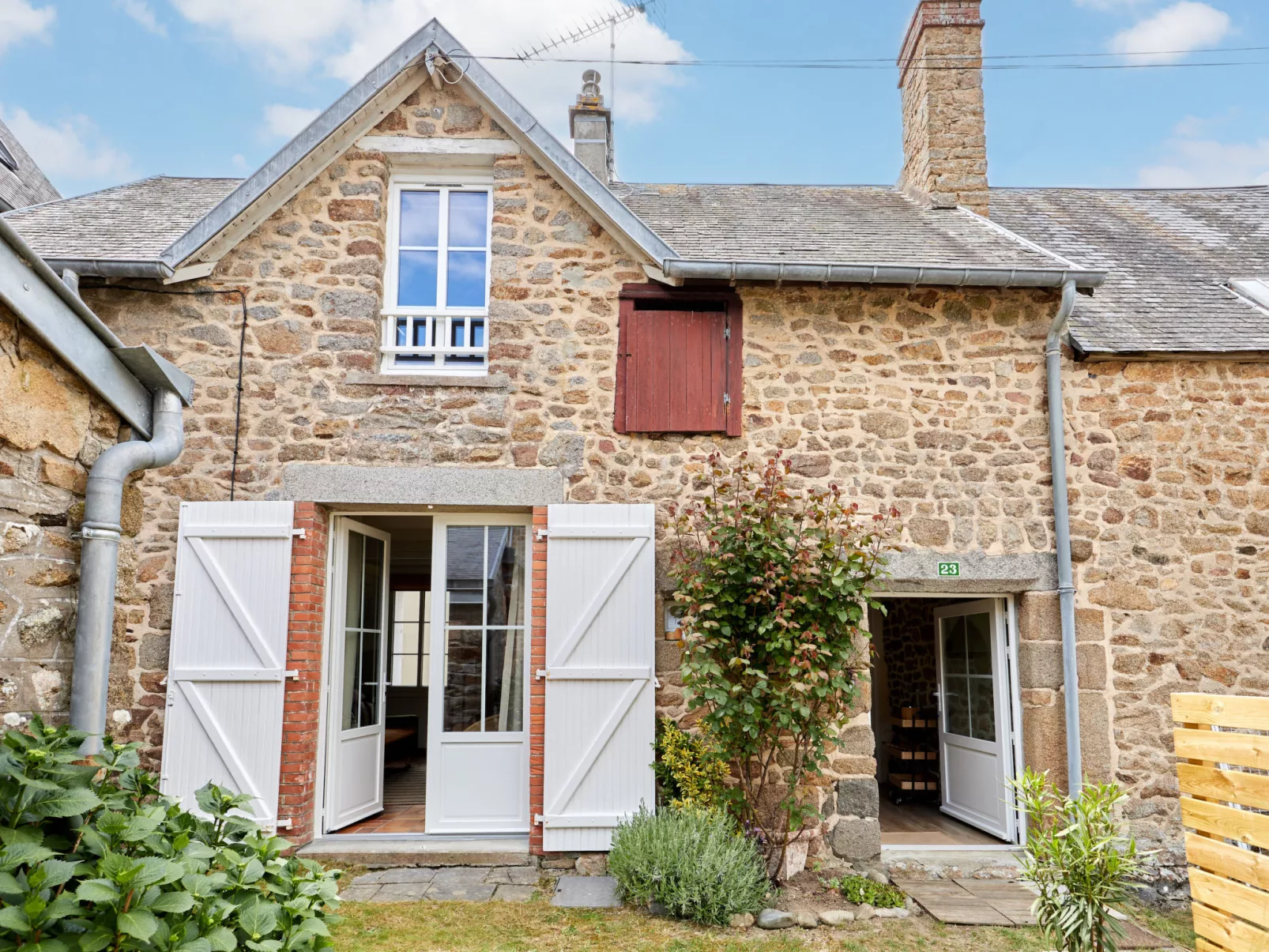 Cottage Carolles-Buiten
