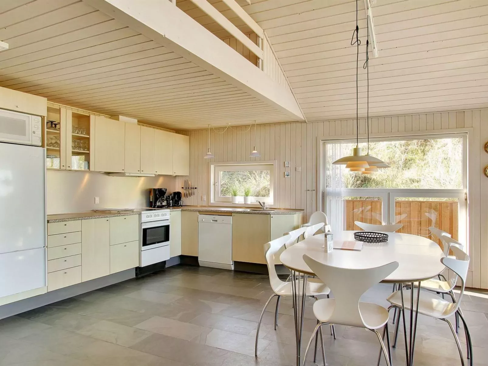 "Elni" - 350m from the sea-Buiten