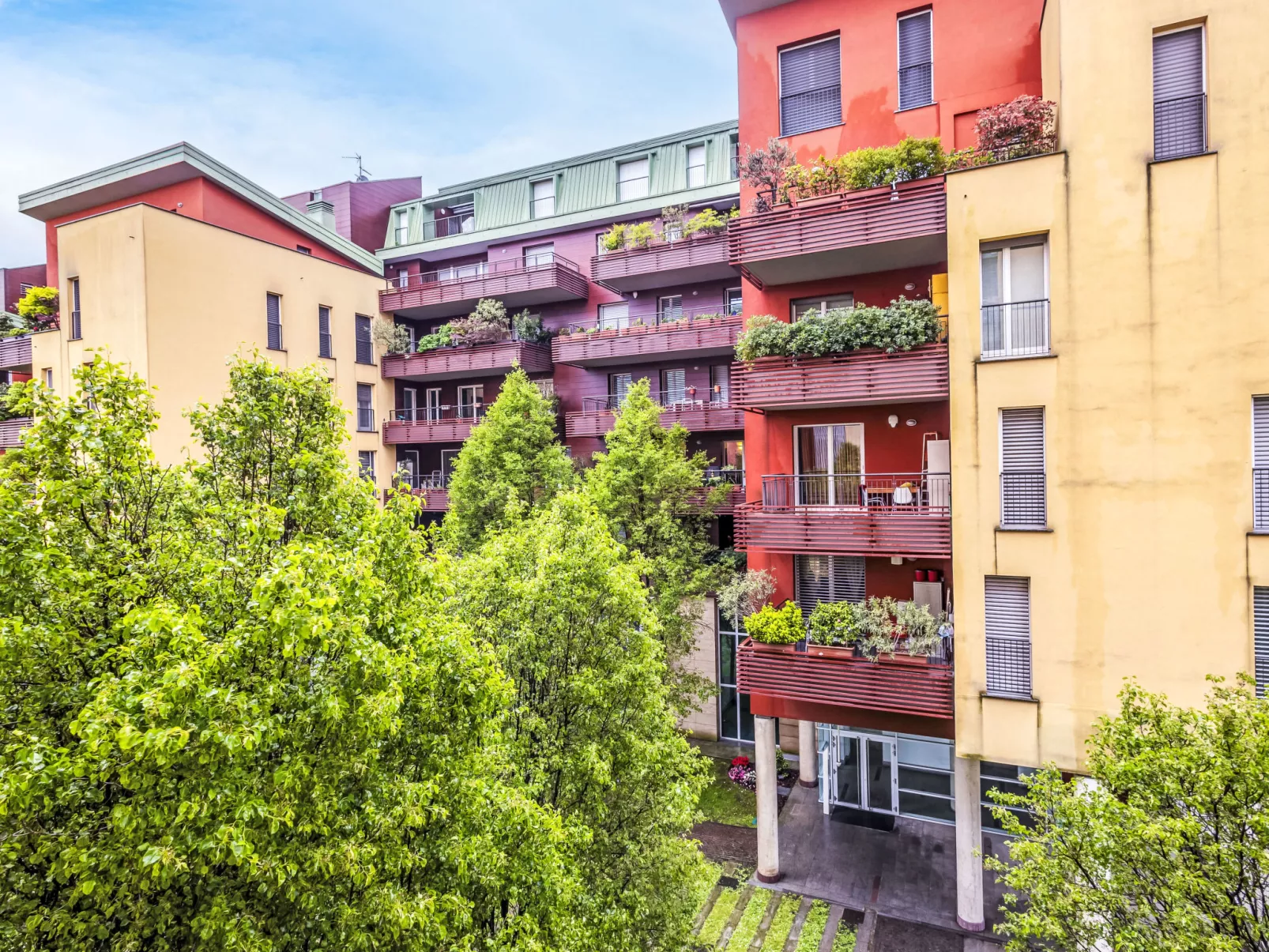 Parco Segantini Navigli-Buiten