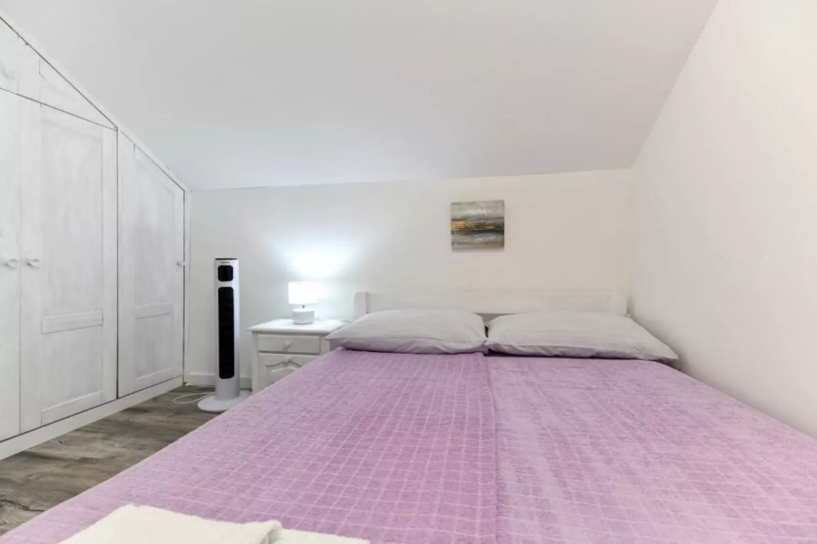 Four Bedroom Villa With Hot Tub-Slaapkamer