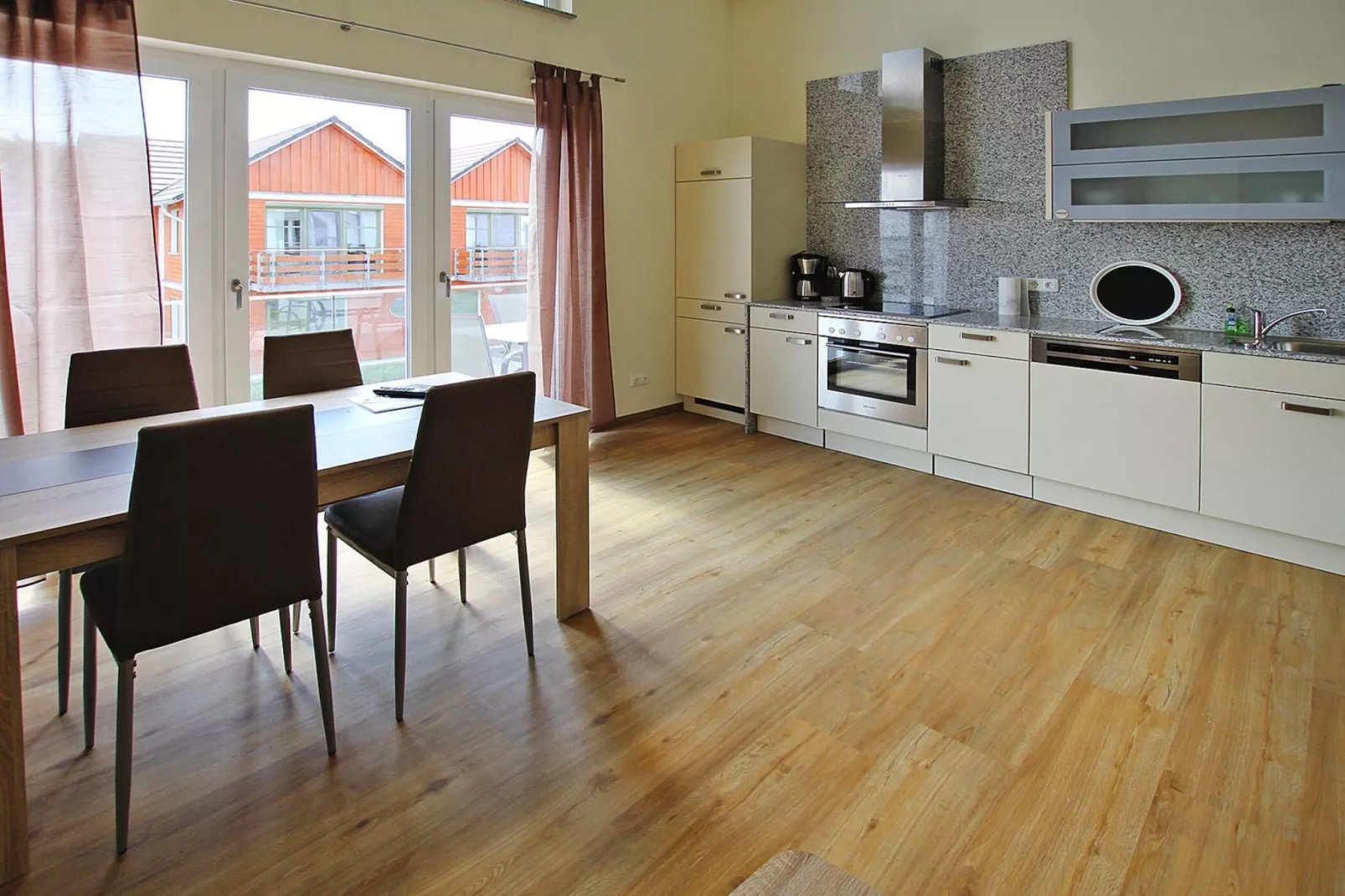 Apartment Hafenflair / Haus 5 OG-Wohnung 19 4 Personen-Keuken