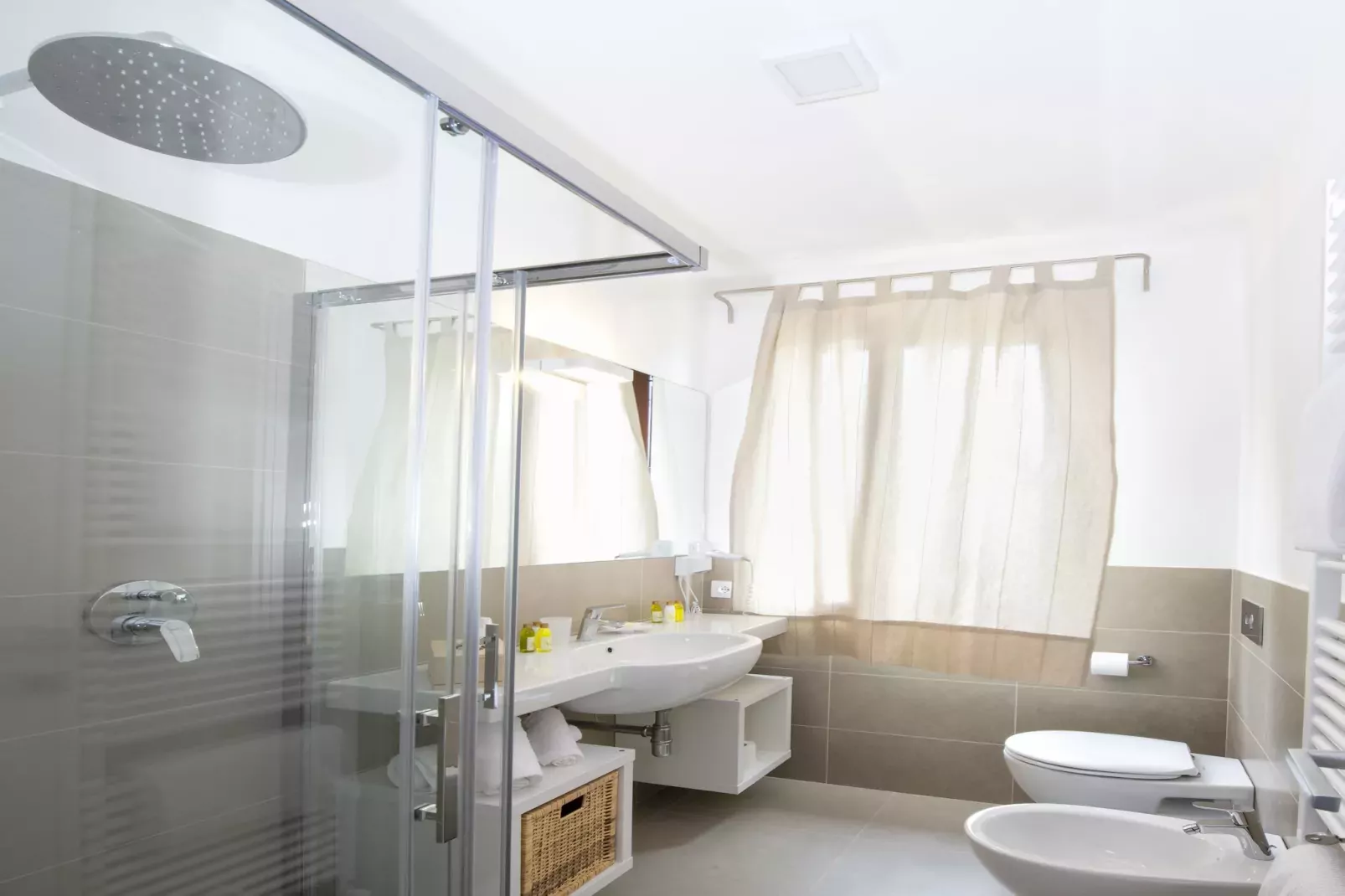 Apartment Limone Residence Nautic Resort San Carlo Gargnano-Quadrilo 110qm-Badkamer