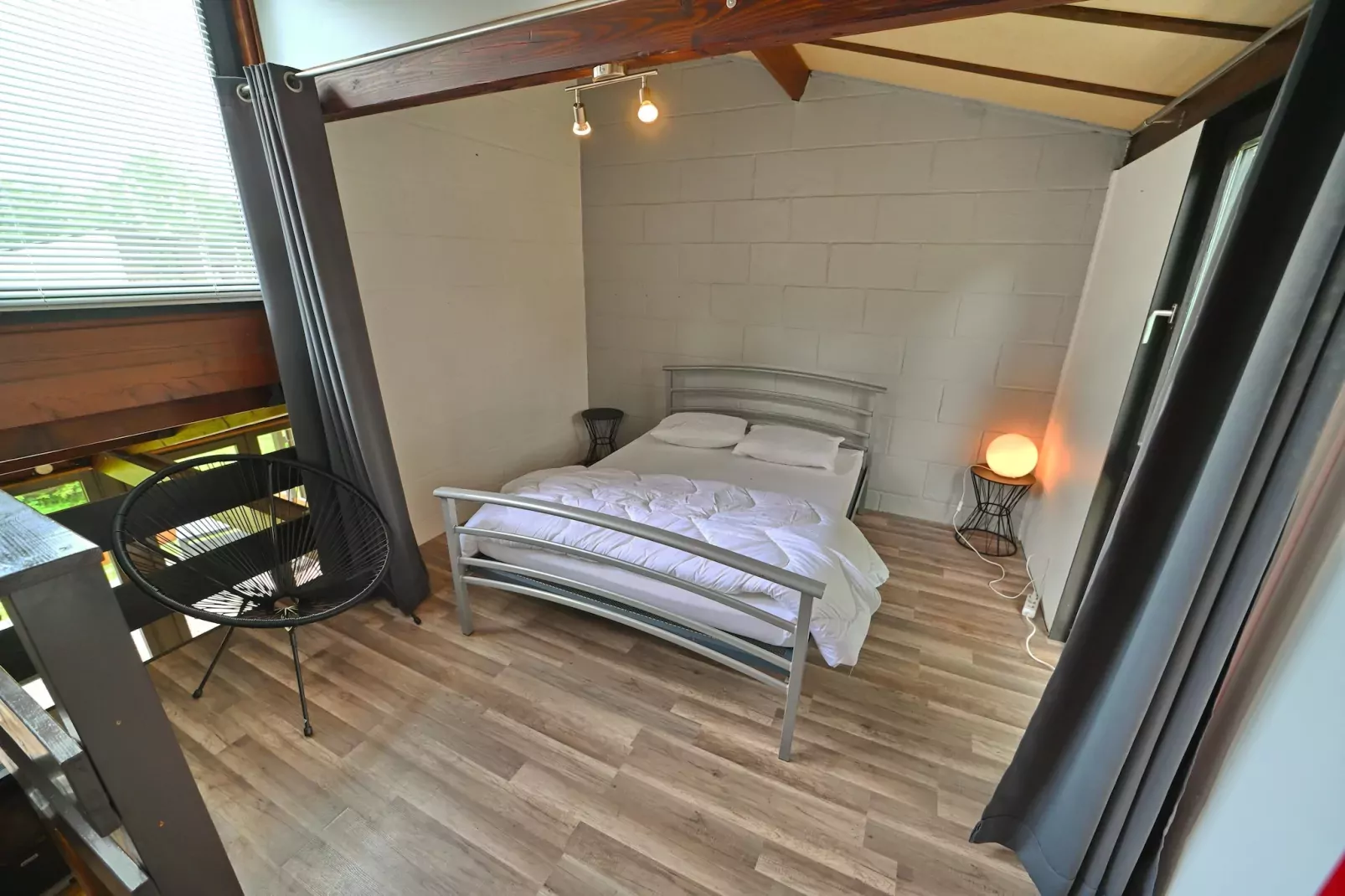 HORLES 114-Woonkamer