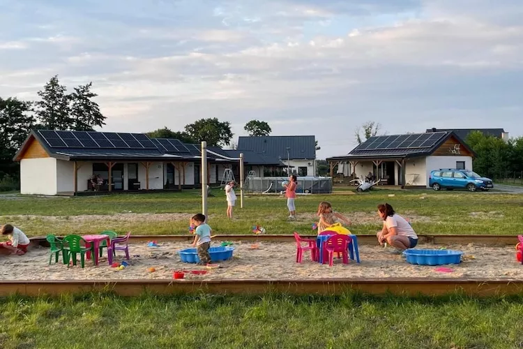 Domki wakacyjne dla 4 os Jezierzany-Tuinen zomer