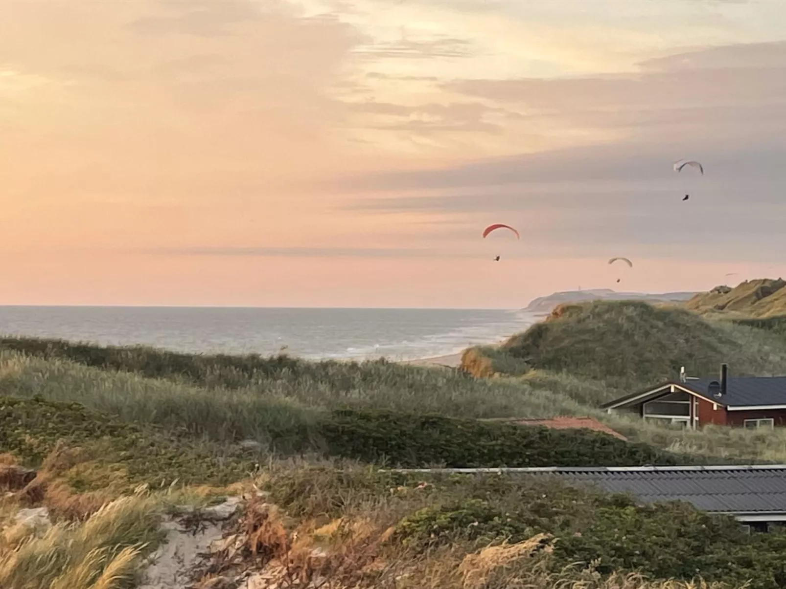 "Annemarie" - 100m from the sea-Buiten