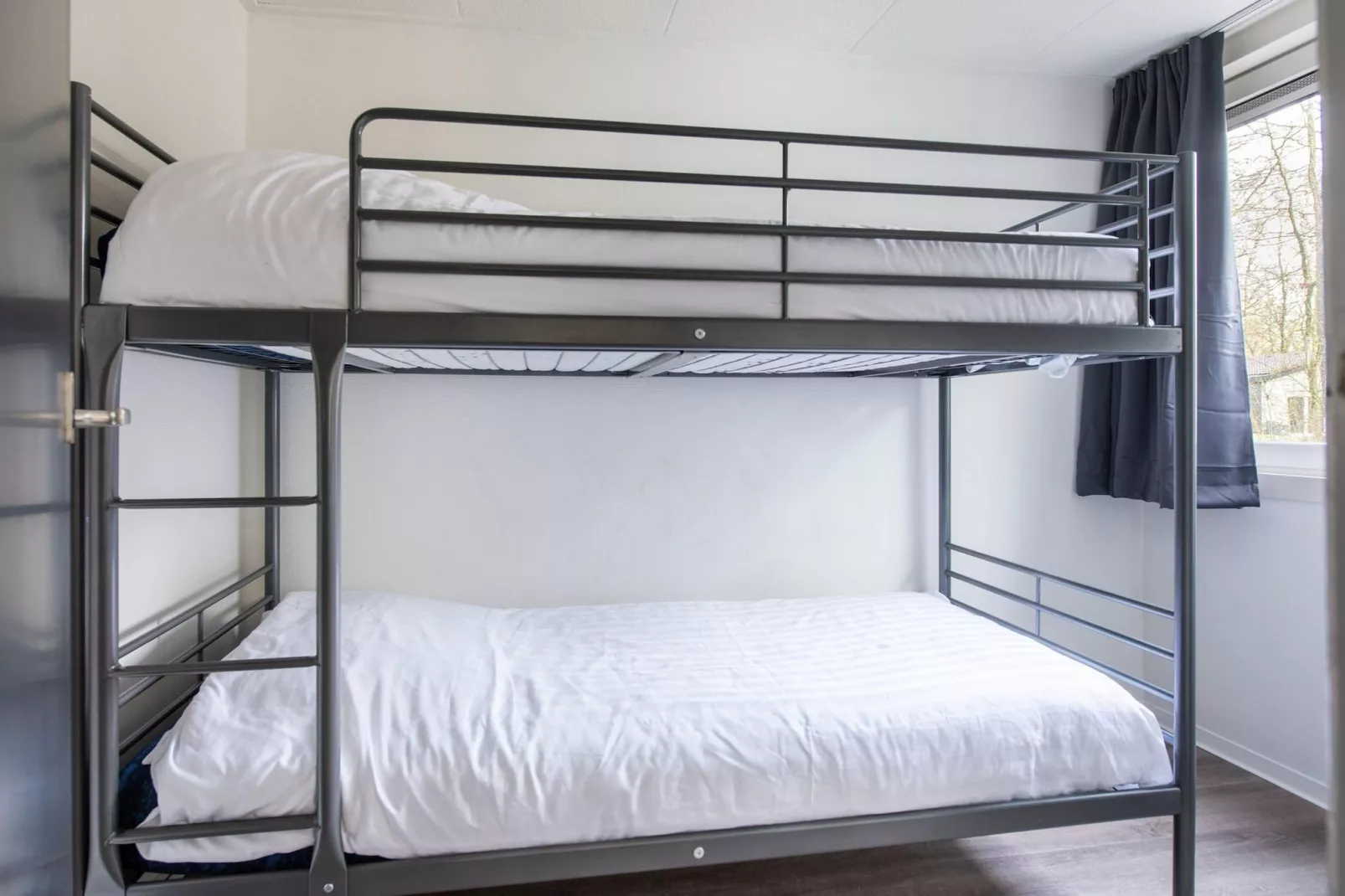 Vakantiepark de Berkenhorst 11-Slaapkamer