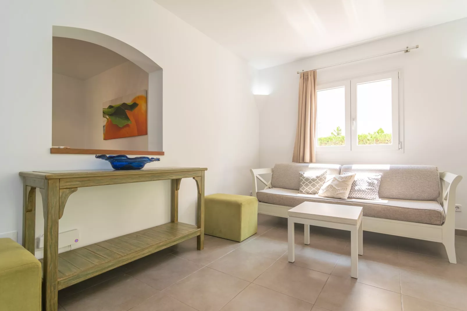 Villa Blanca-Image-tags.