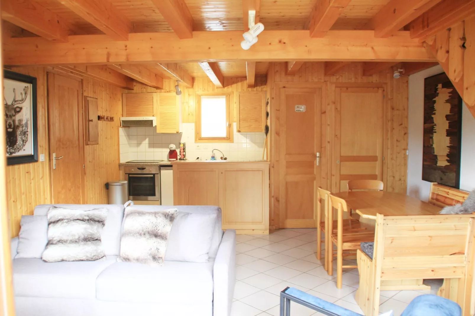 Chalet Ecureuil ECR CHARMING & NATURE 5 Pers.-Woonkamer