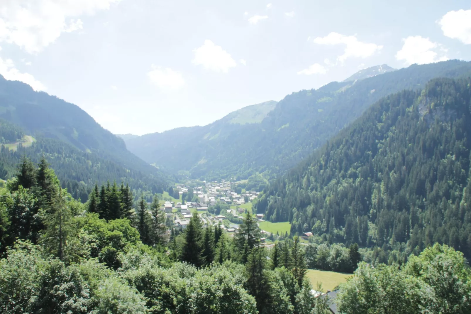 Corina CN43 QUIET & MOUNTAIN 4 Pers.-Uitzicht zomer