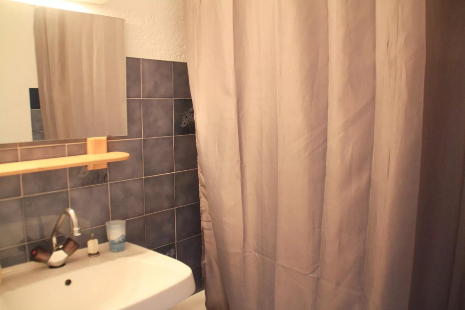Hameau des 4 Saisons HSD172 QUIET & NATURE 6 Pers.-Badkamer