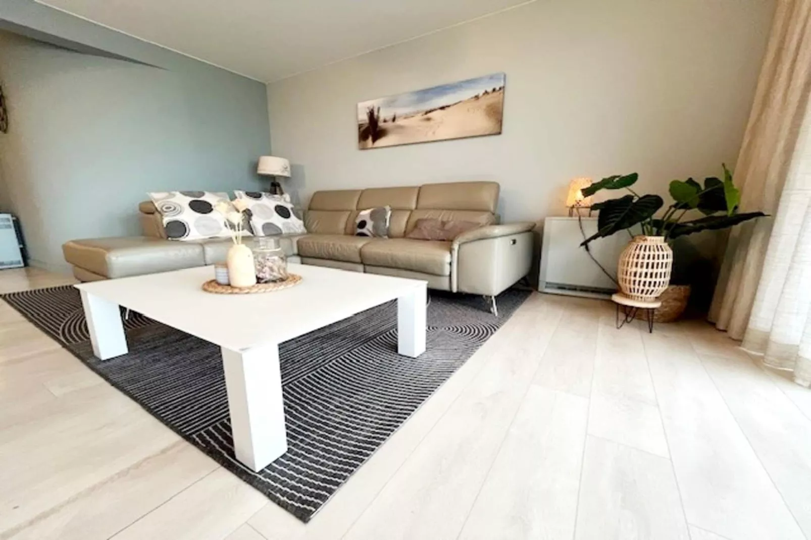 RESIDENTIE MAITE 0301-Woonkamer